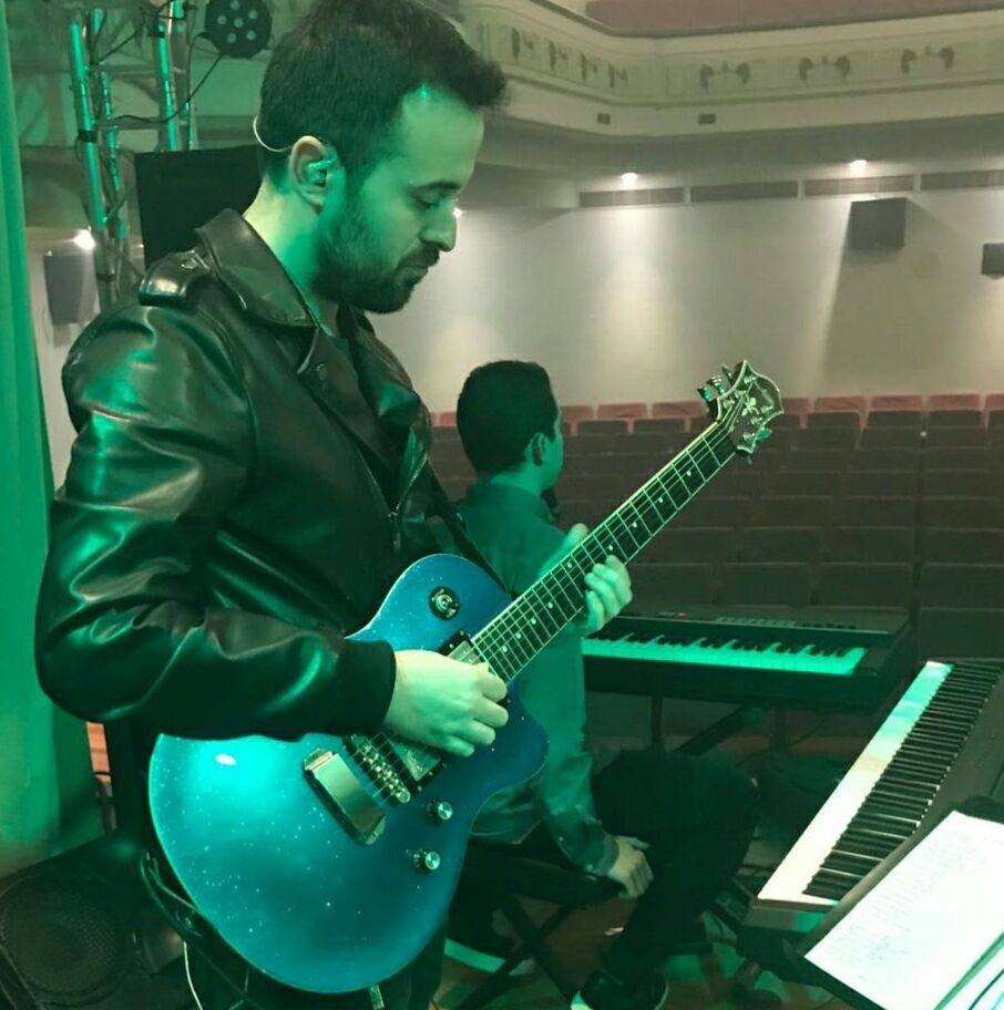 Ricardo Chinchilla Fuentes,Profesor de Guitarra española,Guitarra eléctrica